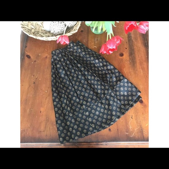 DKNY 100% Silk Black/Gold Skirt - Picture 3 of 8